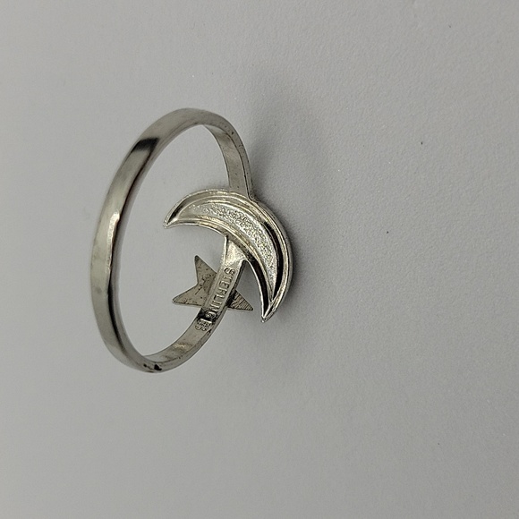 Vintage Sterling Ring - Picture 3 of 4